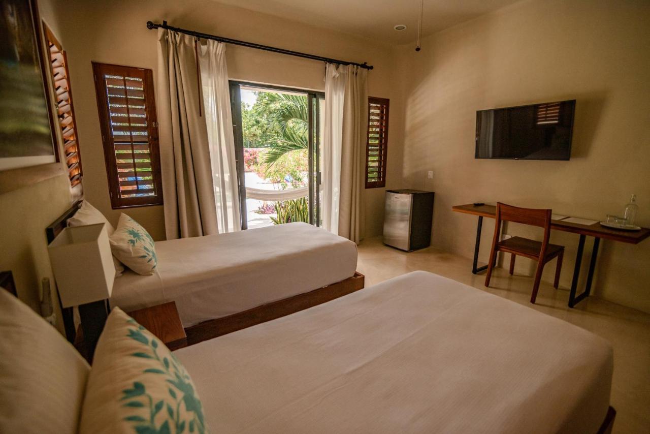 Blue Palm Bacalar Hotel ภายนอก รูปภาพ